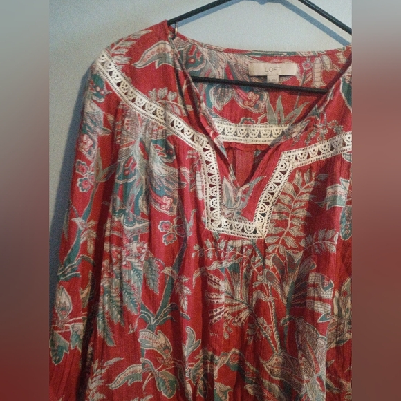 LOFT Red and Green Floral Blouse with Crochet Trim Medium Cottagecore Boho - Picture 2 of 5